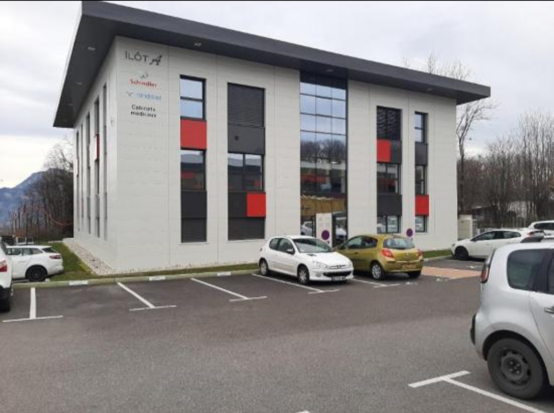 Cabinet de Voiron
Parc des Montaly
Bâtiment A
13 route des bois
38500 Voiron